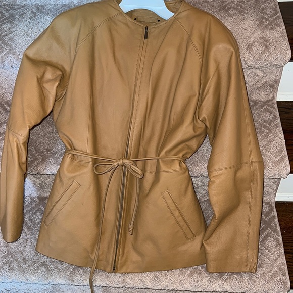 Leather jacket - Picture 1 of 2